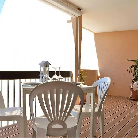 Apartment 3 Pieces Avec Piscine Et Garage, Proche - Fr-1-251-6 *